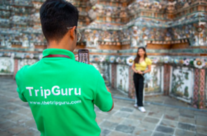 Bangkok: Wat Pho and Wat Arun Guided Walking Tour
